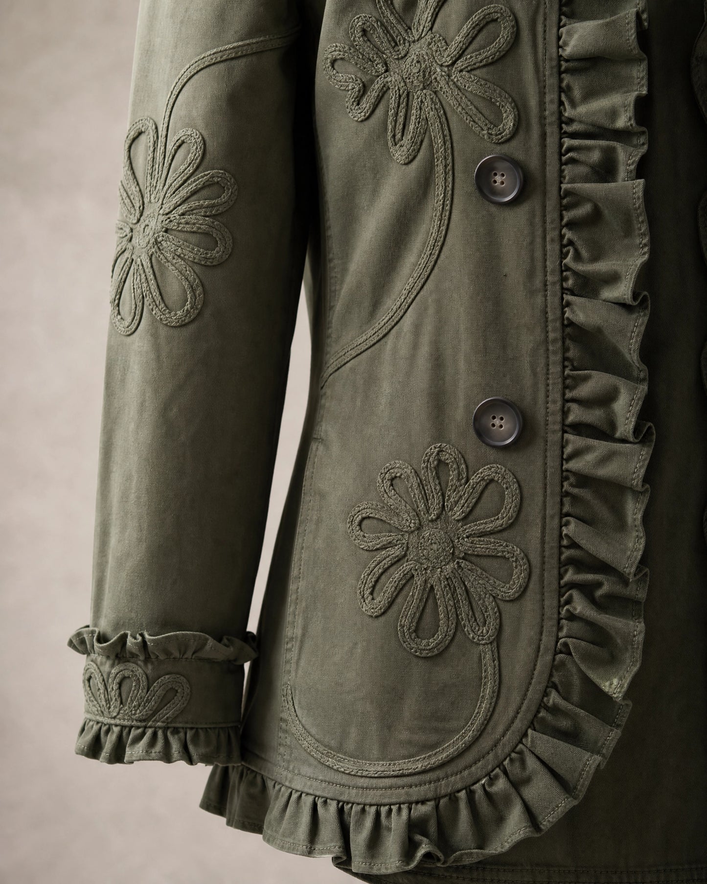 Veste Fleurie à Volants